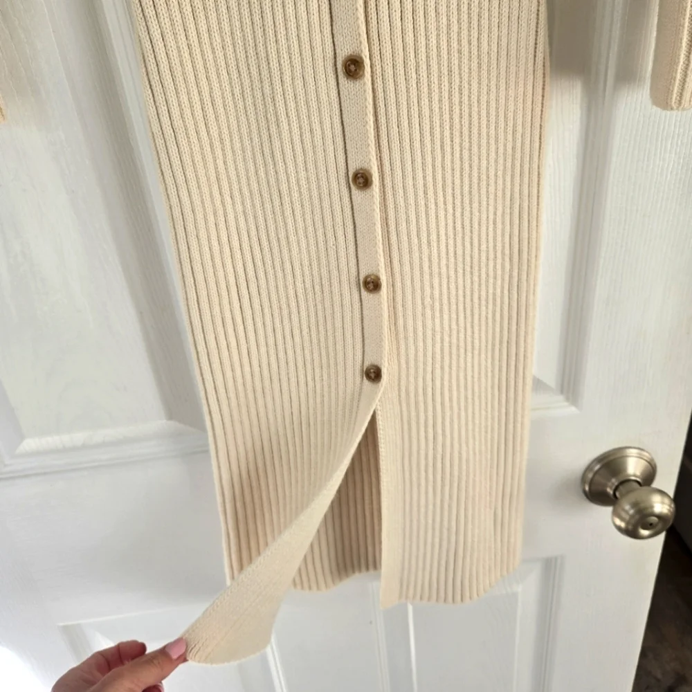 Cream Ribbed Button-Down Dress - Picture 4 of 4